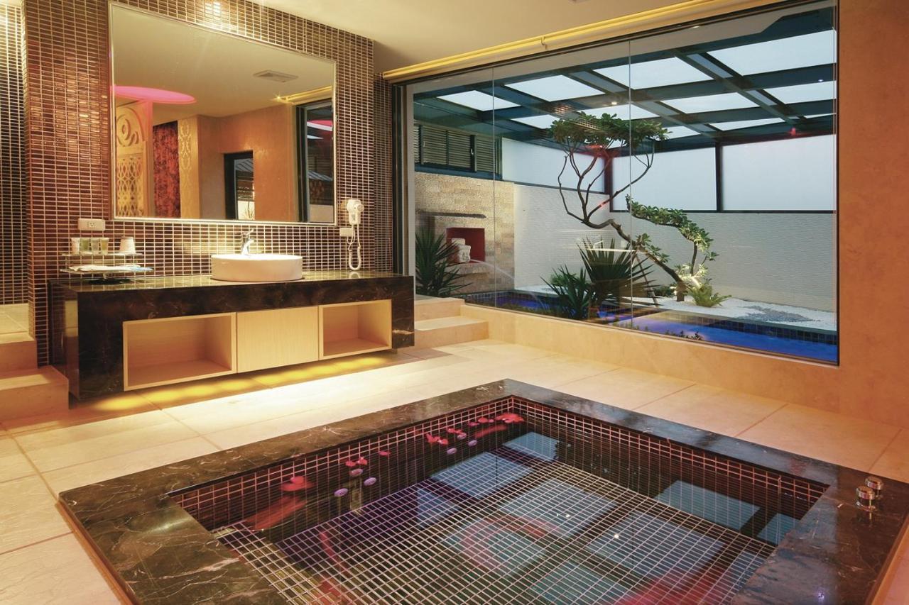 Spring Young Motel Fengyuan Luaran gambar
