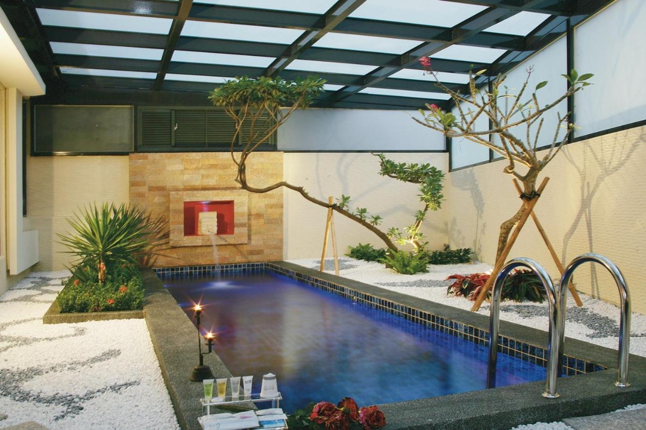 Spring Young Motel Fengyuan Luaran gambar