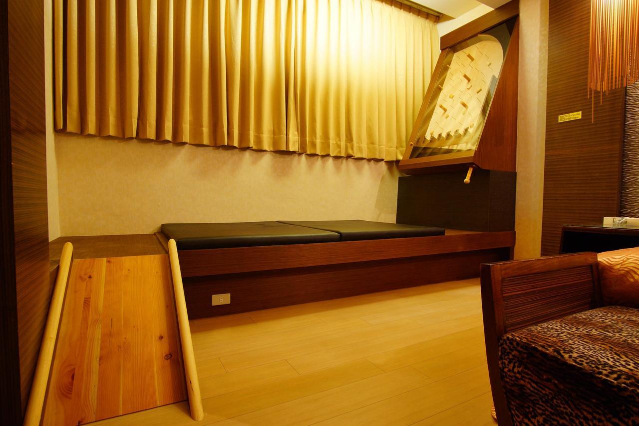 Spring Young Motel Fengyuan Luaran gambar